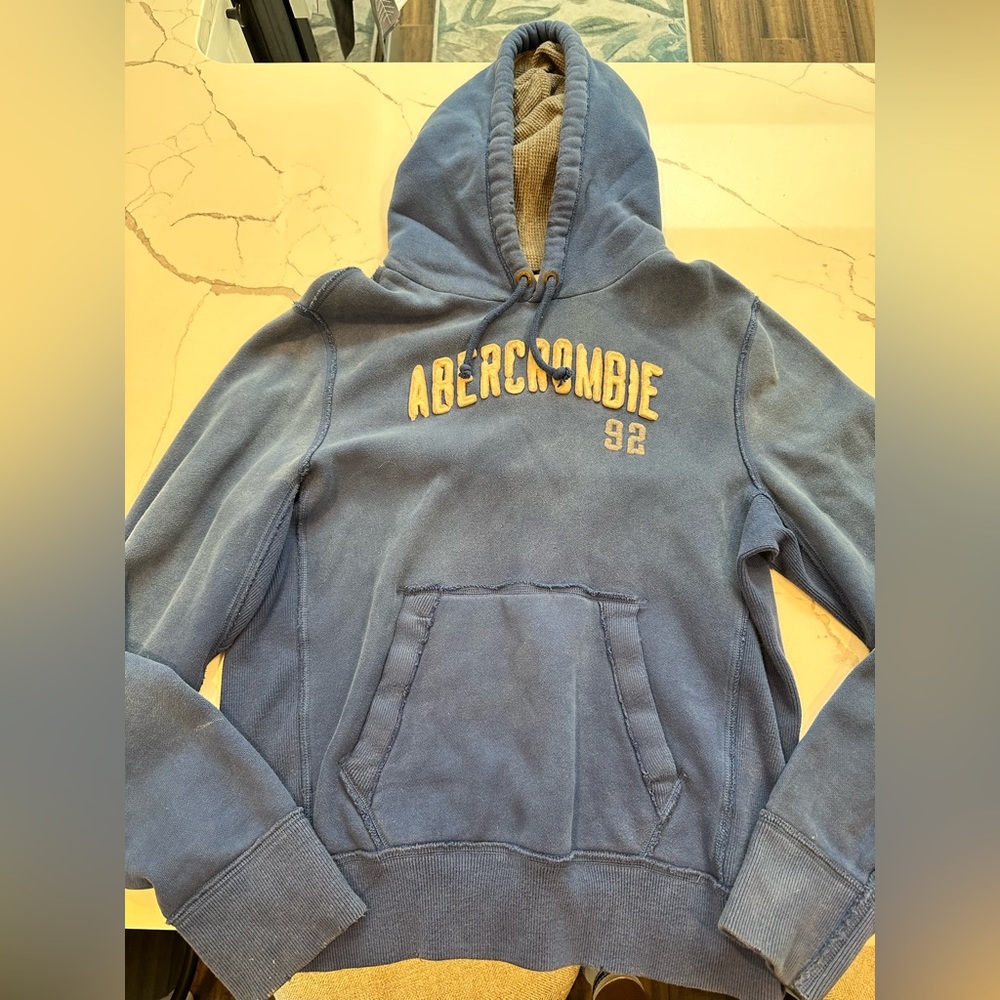 Abercrombie Muscle sweatshirt, XL, blue.